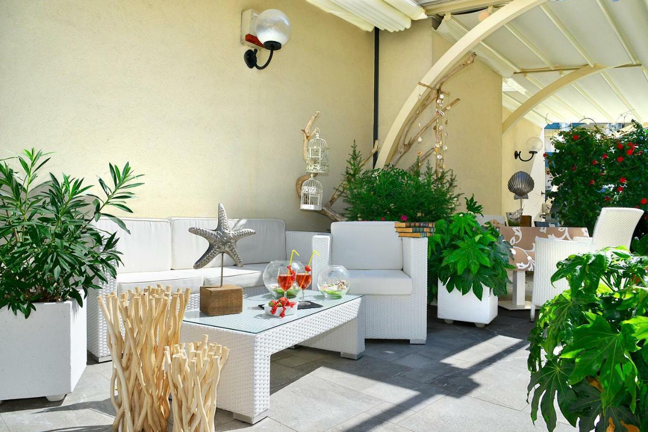 Hotel La Conchiglia بيلاريا-إيجيا مارينا المظهر الخارجي الصورة