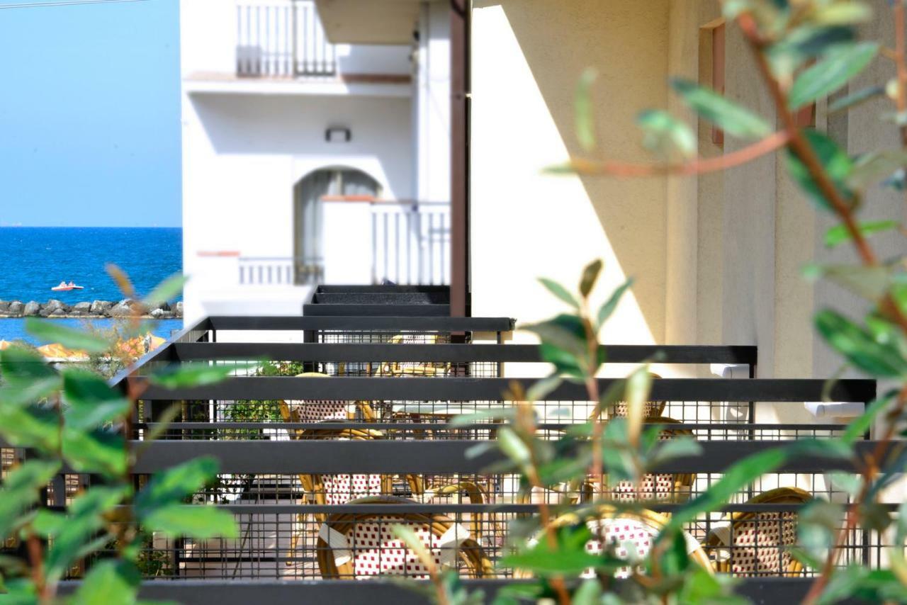 Hotel La Conchiglia بيلاريا-إيجيا مارينا المظهر الخارجي الصورة